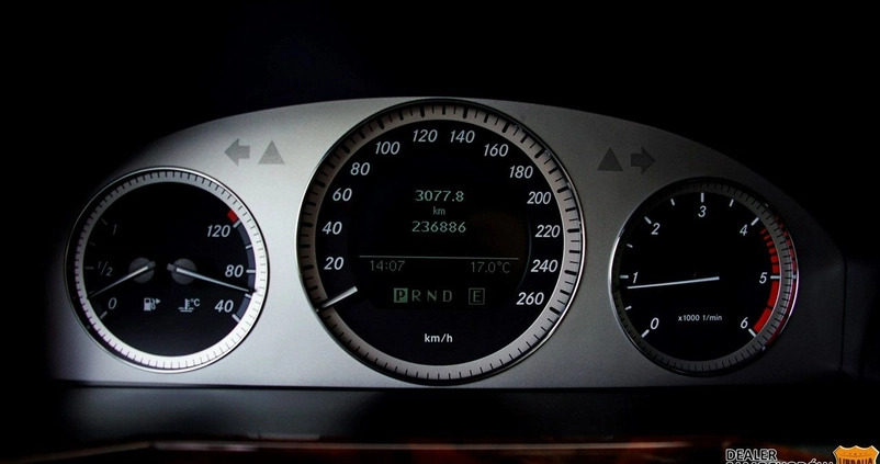 Mercedes-Benz GLK cena 55000 przebieg: 236000, rok produkcji 2011 z Gdynia małe 742